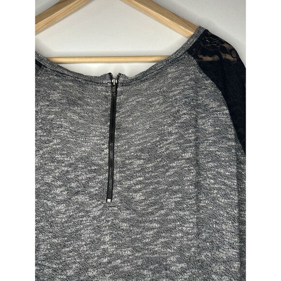 Torrid Size 3 Black Lace Short Sleeves Tunic Gray Marbled -EUC 22/24 - Picture 5 of 10